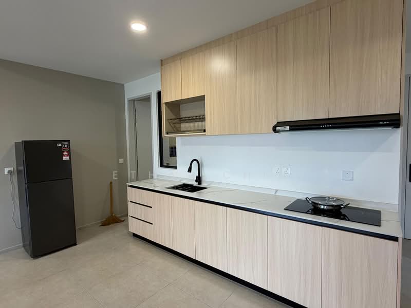 Condominium for Rent at EdgeWood Residences @ SkySanctuary - Ethan Chin - Kitchen - PropertyGuru.com.my