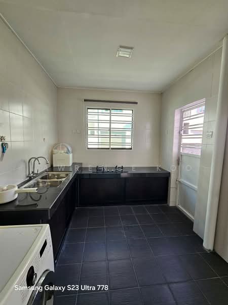 Terraced House for Sale in Ayer Keroh (Melaka) - Lawrence Koo - Kitchen - PropertyGuru.com.my