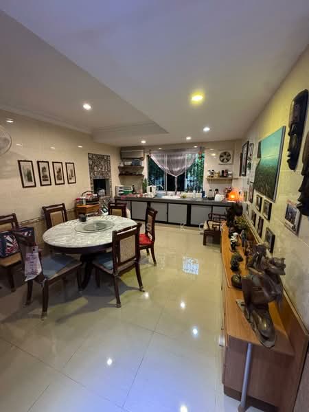 2-storey Terraced House for Sale in Ampang Jaya (Ampang) - Elvis Kok - Dining Room - PropertyGuru.com.my