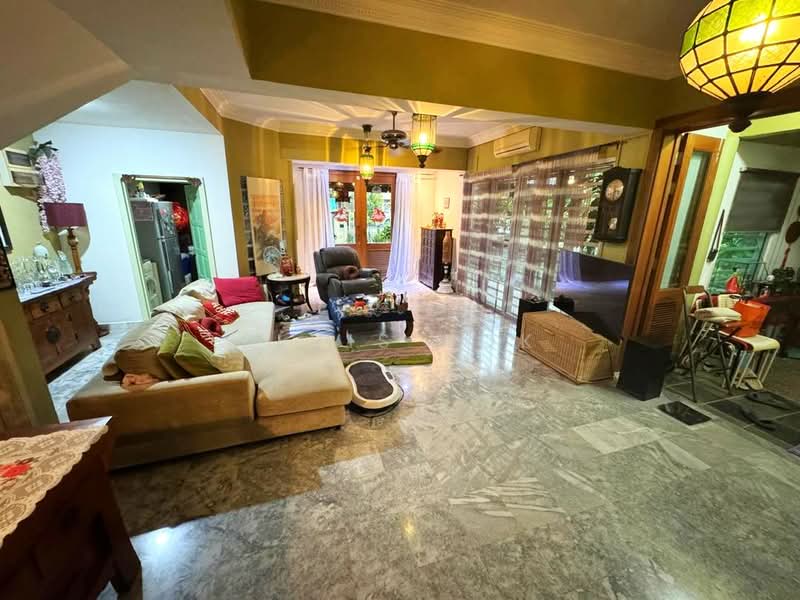 2-storey Terraced House for Sale in Ampang Jaya (Ampang) - Elvis Kok - Living Room - PropertyGuru.com.my
