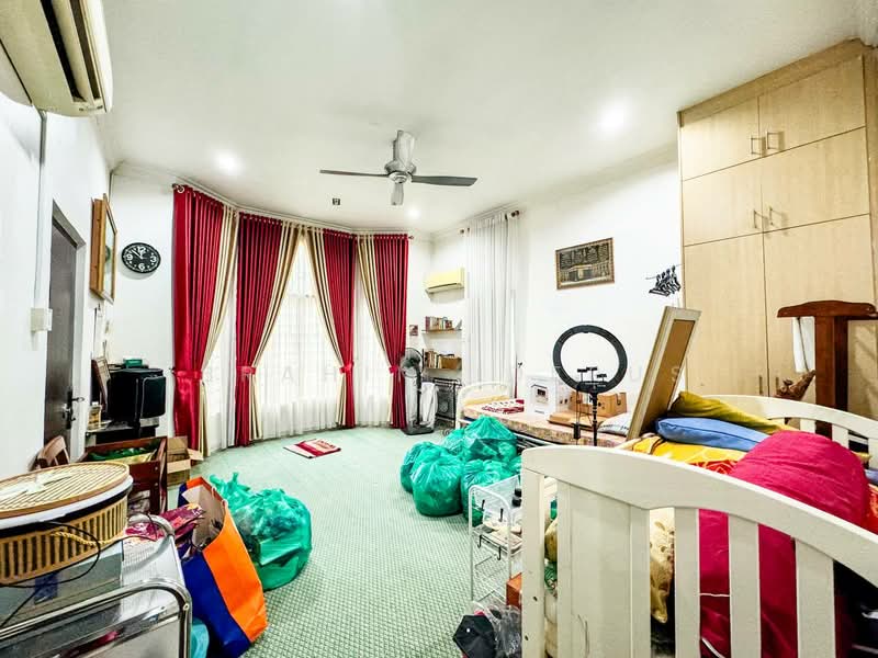 Bungalow for Sale in Sungai Buloh (Selangor) - Ibrahim Iderus - Bedroom - PropertyGuru.com.my