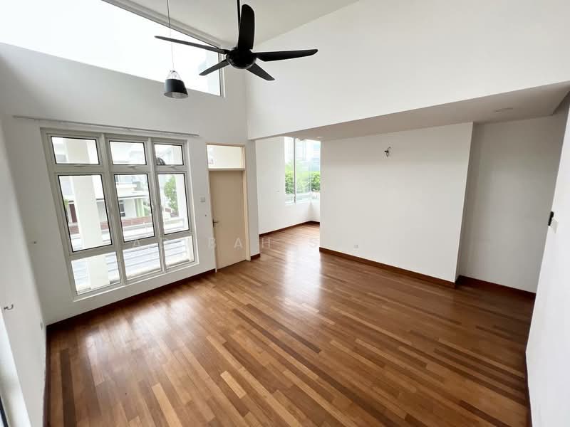 Rumah Banglo untuk Dijual di Setia Alam (Selangor) - Adibah Salim - Living Room - PropertyGuru.com.my