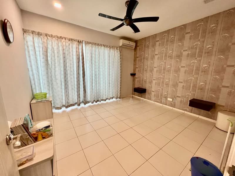 Rumah Teres 2.5 Tingkat untuk Dijual di Taman Nadayu 92 (Kajang) - Ammeer Nadzrai - Interior - PropertyGuru.com.my