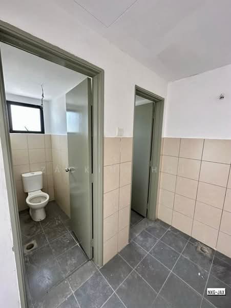 Kedai untuk Disewa di Kota Bayuemas (Klang) - Zackinn Hoi - Bathroom - PropertyGuru.com.my