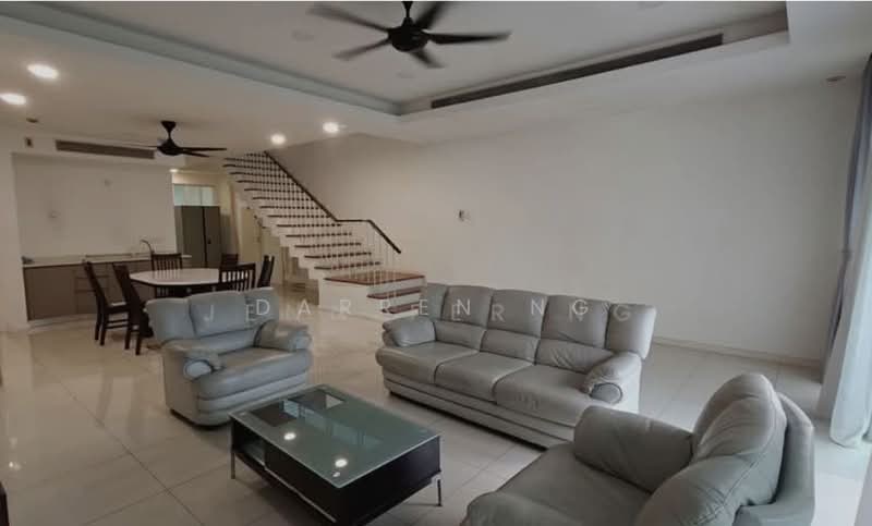 Rumah Bandar untuk Dijual di Putra Heights (Subang Jaya) - Darren Ng - Living Room - PropertyGuru.com.my