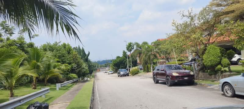 Rumah Berkembar untuk Dijual di Sek 13,Salahudin Golf Course (Shah Alam) - Abdul Qadir - PropertyGuru.com.my