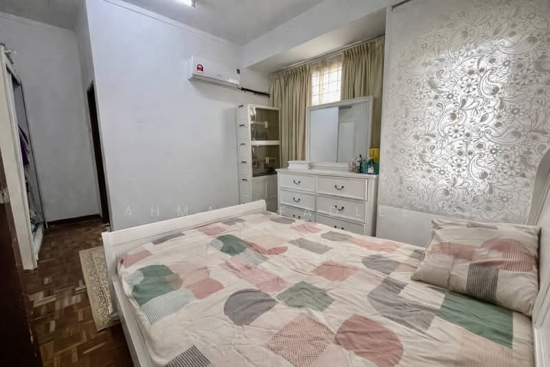 2-storey Terraced House for Sale in Putra Heights (Subang Jaya) - Ahmad Fadlee - PropertyGuru.com.my