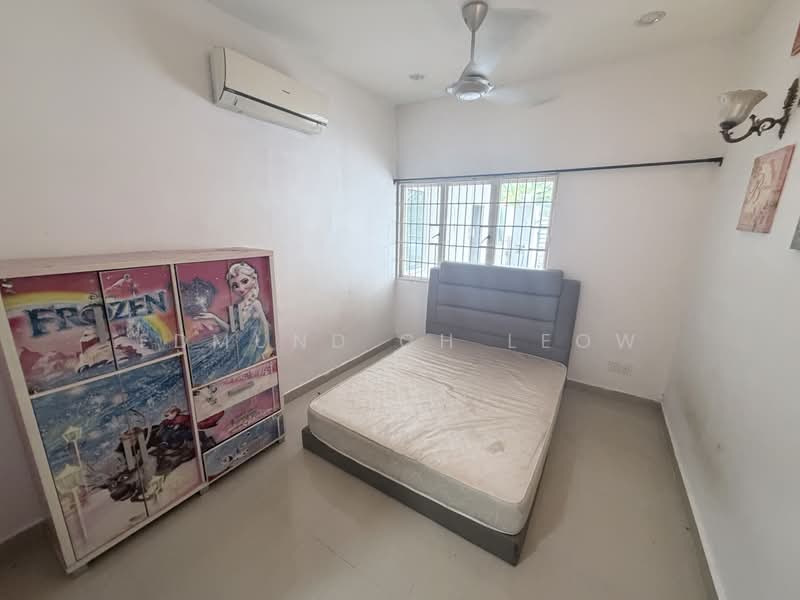 Semi-Detached House for Sale in Taman Selayang Mutiara (Selayang) - Edmund CH Leow - Bedroom - PropertyGuru.com.my