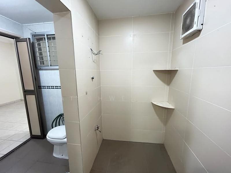 2-storey Terraced House for Sale in Kota Kemuning (Shah Alam) - Kai Shwen Lai - Bathroom - PropertyGuru.com.my
