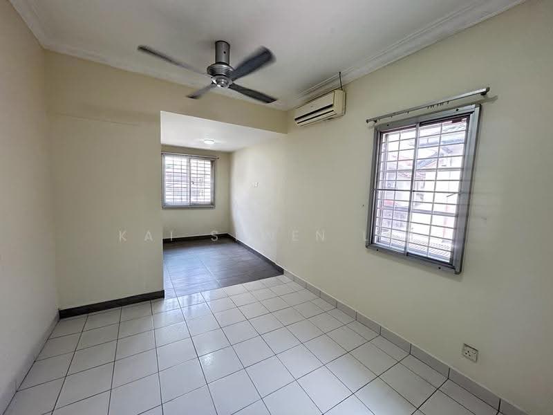 2-storey Terraced House for Sale in Kota Kemuning (Shah Alam) - Kai Shwen Lai - Interior - PropertyGuru.com.my