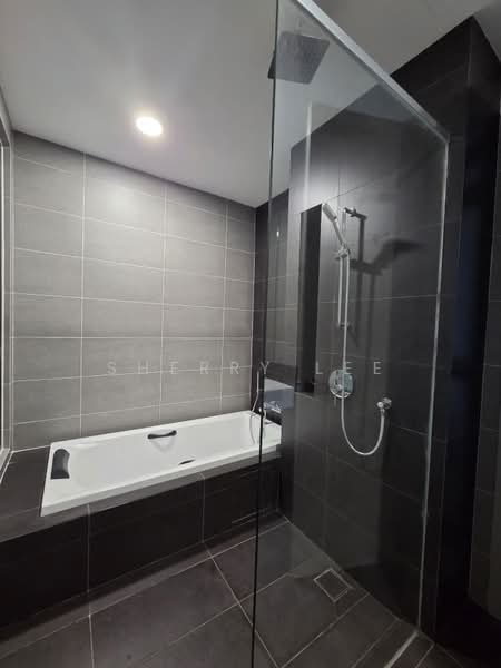 Kondominium untuk Disewa di Sunway Mont Residences - Sherry Lee - Bathroom - PropertyGuru.com.my