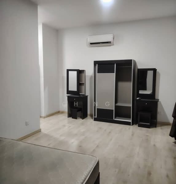 Condominium for Sale at The Henge - CH Ng - Bedroom - PropertyGuru.com.my