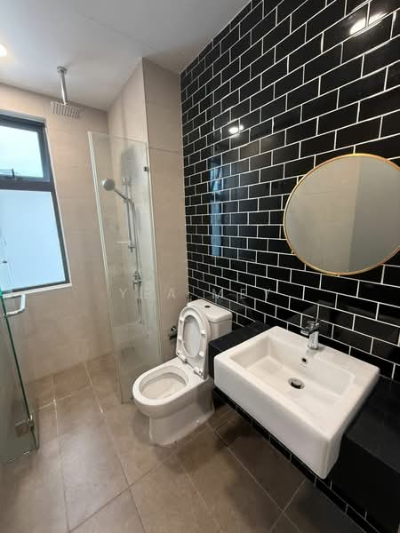 Kondominium untuk Disewa di Union Suites - Yea Mey - Bathroom - PropertyGuru.com.my
