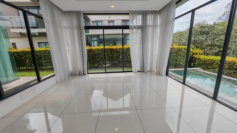 Bungalow House for Sale in Leisure Farm (Gelang Patah) - Nicholas Tey - Living Room - PropertyGuru.com.my