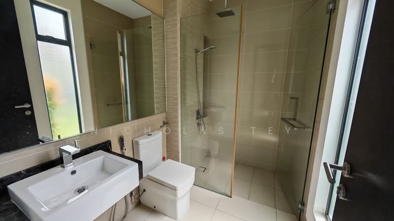 Bungalow House for Sale in Leisure Farm (Gelang Patah) - Nicholas Tey - Bathroom - PropertyGuru.com.my