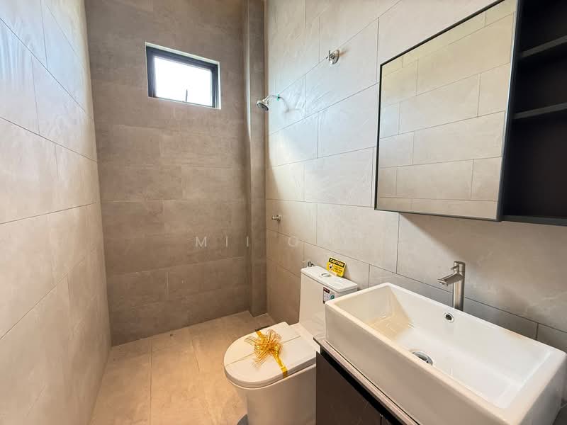 Bungalow for Sale in Bukit Lintang (Melaka) - Mii Ong - Bathroom - PropertyGuru.com.my