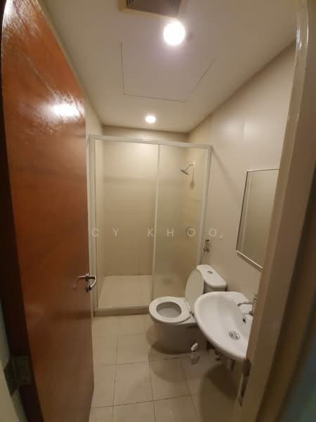Servis Apartment untuk Disewa di 231 TR Serviced Suite - CY Khoo - Bathroom - PropertyGuru.com.my