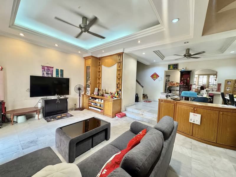 2-storey Terraced House for Sale in Bukit Jelutong (Shah Alam) - Afiqah zaidi - PropertyGuru.com.my