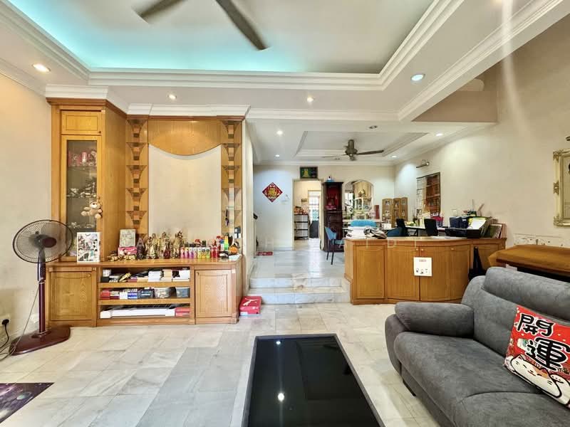 2-storey Terraced House for Sale in Bukit Jelutong (Shah Alam) - Afiqah zaidi - PropertyGuru.com.my