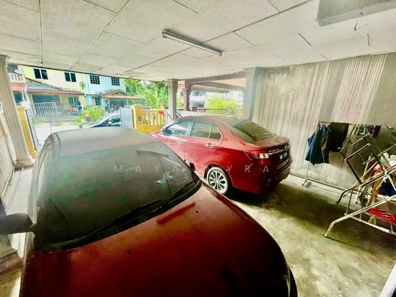 2-storey Terraced House for Sale in Taman Cheras Jaya (Cheras) - Maya Myra - Car Park - PropertyGuru.com.my