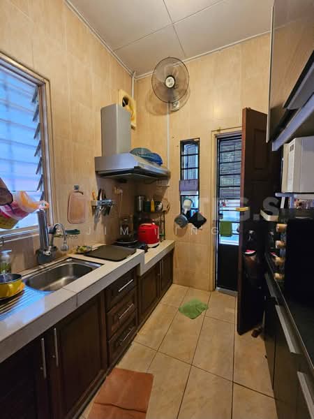 Rumah Teres 2 Tingkat untuk Dijual di Kota Kemuning (Shah Alam) - Jim Ling - Kitchen - PropertyGuru.com.my