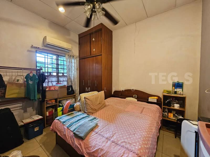 Rumah Teres 2 Tingkat untuk Dijual di Kota Kemuning (Shah Alam) - Jim Ling - Bedroom - PropertyGuru.com.my
