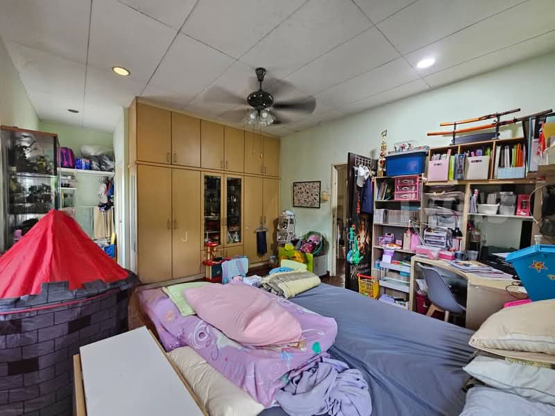 Rumah Teres 2 Tingkat untuk Dijual di Kota Kemuning (Shah Alam) - Jim Ling - Bedroom - PropertyGuru.com.my