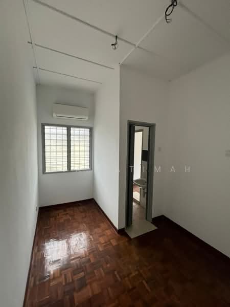 2-storey Terraced House for Sale in Sungai Buloh (Selangor) - Raja Fatimah - Interior - PropertyGuru.com.my