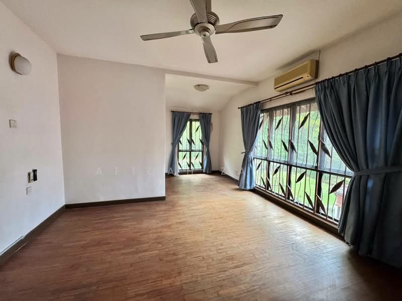 2-storey Terraced House for Sale in Bukit Jelutong (Shah Alam) - Afiqah zaidi - PropertyGuru.com.my