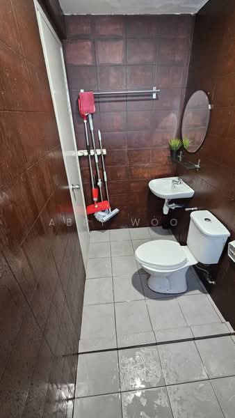 Servis Apartment untuk Disewa di Suri Puteri - Abby Woo - Bathroom - PropertyGuru.com.my