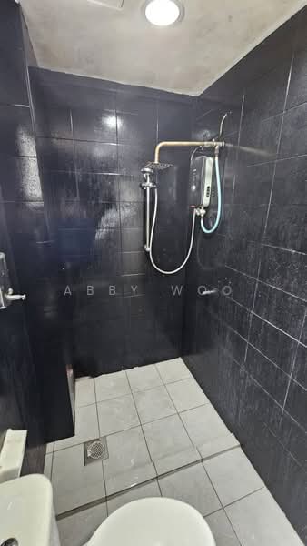 Servis Apartment untuk Disewa di Suri Puteri - Abby Woo - Bathroom - PropertyGuru.com.my