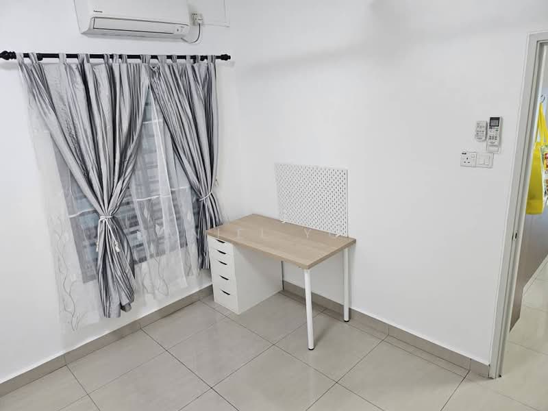 Service Residence for Sale at SuriaMas Suites - Daniel Yong - Study - PropertyGuru.com.my