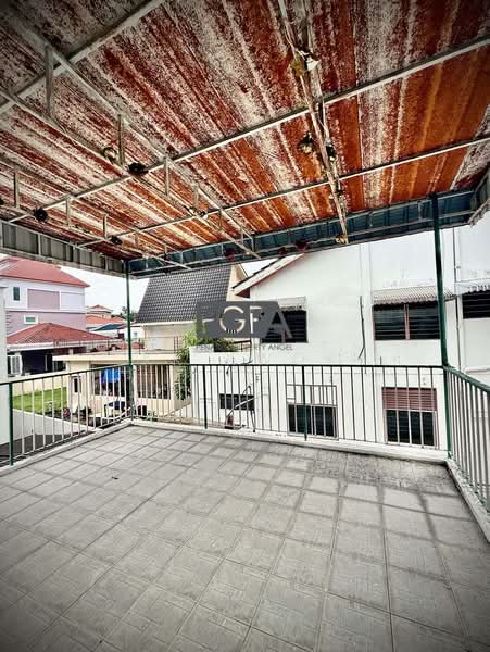 Rumah Berkembar untuk Dijual di George Town (Penang) - KK Kwok - Balcony - PropertyGuru.com.my