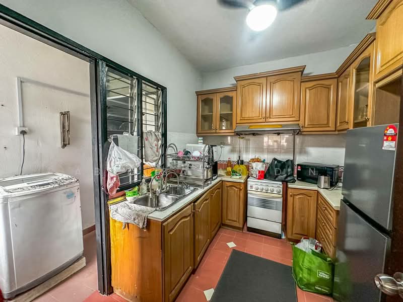 Kondominium untuk Dijual di Villa OUG - Abid Sabarudin - Kitchen - PropertyGuru.com.my