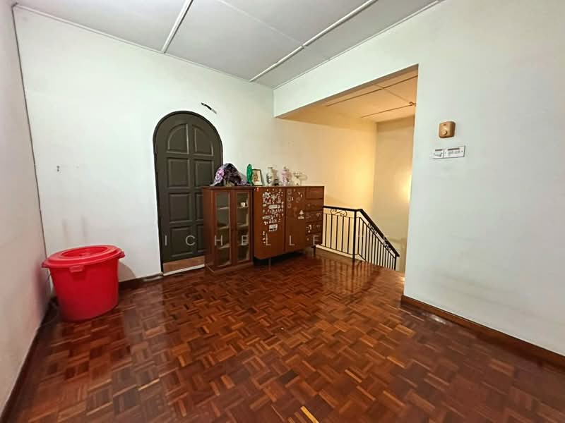Rumah Berkembar untuk Dijual di Taman Gembira (Klang) - Michelle Tee - Entrance - PropertyGuru.com.my