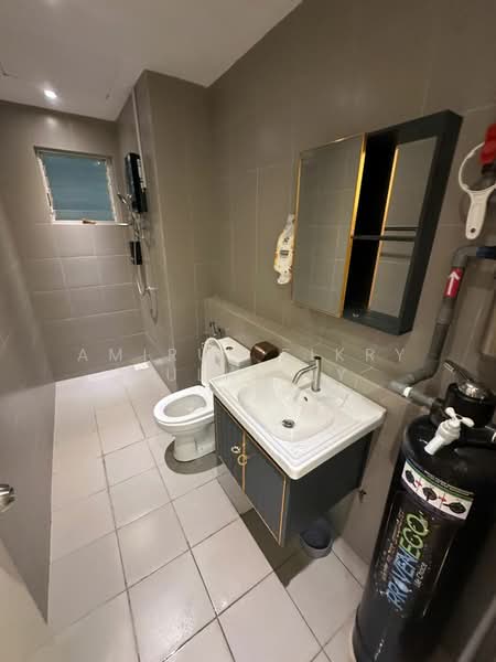 Pangsapuri untuk Disewa di Selangorku Pr1ma Lakefront Homes - Amirul Fikry Zulkifly - Bathroom - PropertyGuru.com.my
