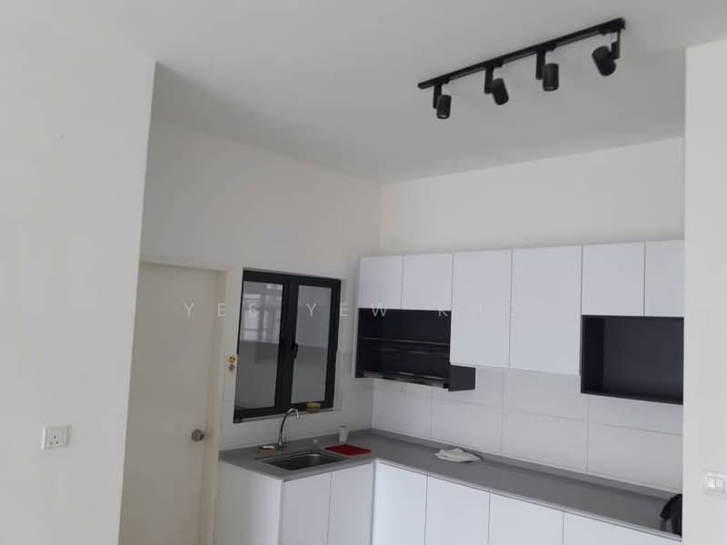 Condominium for Rent at Casa Green - Yee Yew Kho - Kitchen - PropertyGuru.com.my