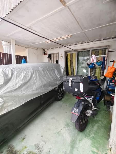 Rumah Teres 2 Tingkat untuk Dijual di Gombak (Selangor) - Cik Maya Abdul - Car Park - PropertyGuru.com.my