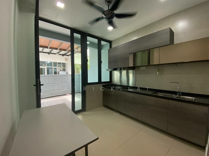 Rumah Kluster untuk Dijual di Taman Nusa Bestari (Iskandar Puteri (Nusajaya)) - Patrick Lai - Kitchen - PropertyGuru.com.my