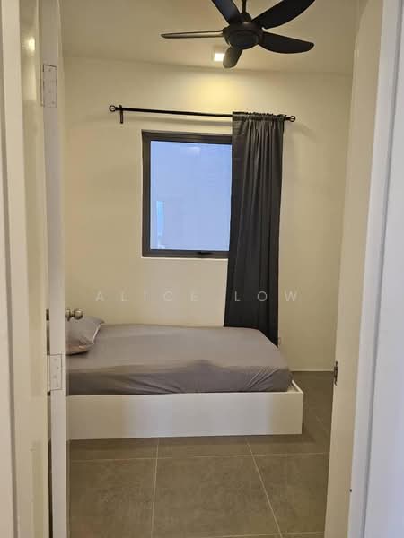 Service Residence for Sale at Suite Enesta - Alice Low - Bedroom - PropertyGuru.com.my