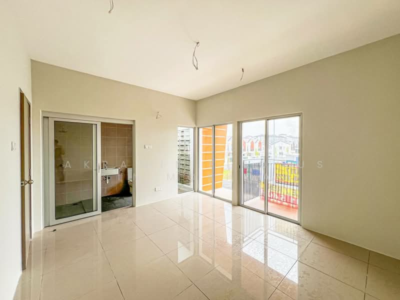 Terraced House for Sale in Kampung Selangor Dredging (Dengkil) - Akramin Firdaus Bin Mokhtar - PropertyGuru.com.my