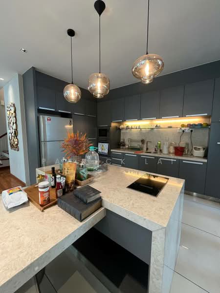 Rumah Berkembar untuk Dijual di Skudai (Johor) - Patrick Lai - Kitchen - PropertyGuru.com.my