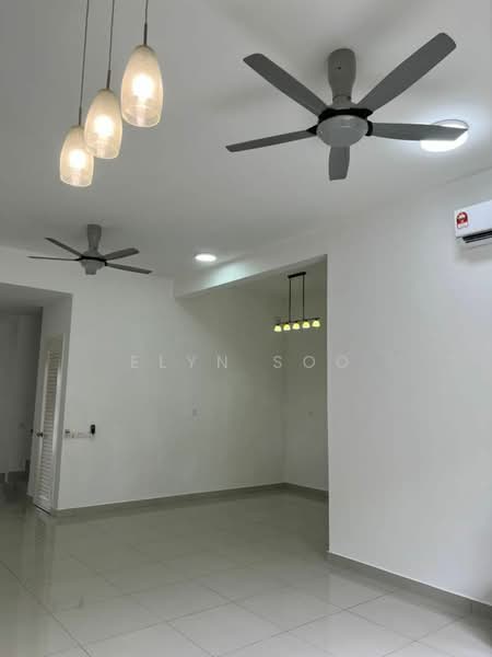 2-storey Terraced House for Rent in Bandar Rimbayu (Telok Panglima Garang) - Elyn Soo - Living Room - PropertyGuru.com.my