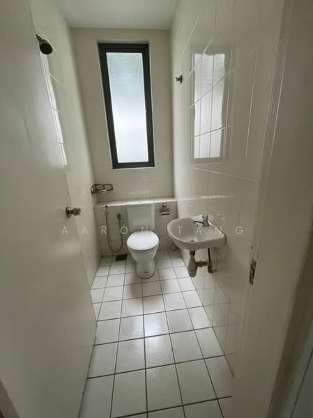 Rumah Banglo untuk Dijual di Petaling Jaya (Selangor) - Aaron Tang - Bathroom - PropertyGuru.com.my