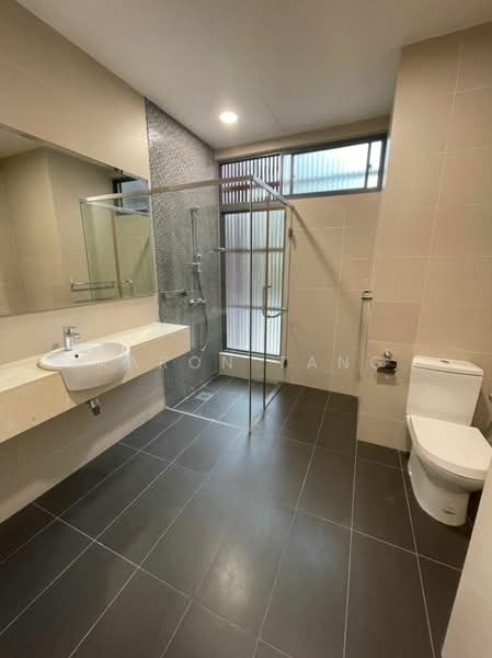 Rumah Banglo untuk Dijual di Petaling Jaya (Selangor) - Aaron Tang - Bathroom - PropertyGuru.com.my