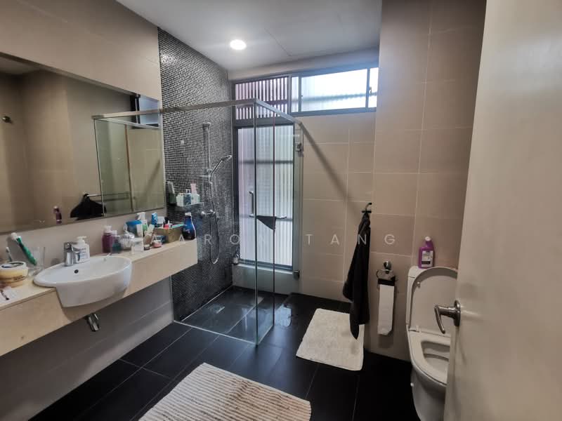 Rumah Banglo untuk Dijual di Petaling Jaya (Selangor) - Aaron Tang - Bathroom - PropertyGuru.com.my