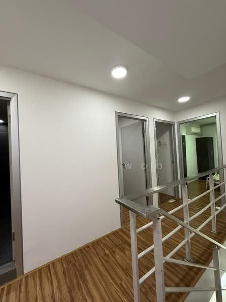 Kondominium untuk Dijual di Arte Subang West - Abby Woo - Corridor - PropertyGuru.com.my