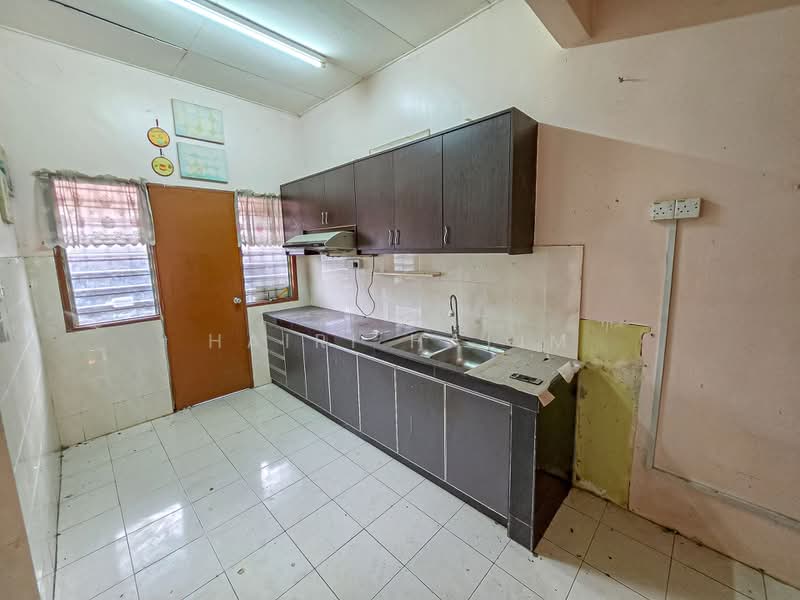 1-storey Terraced House for Sale in Taman Kuala Selangor (Kuala Selangor) - Hairi Halim - PropertyGuru.com.my