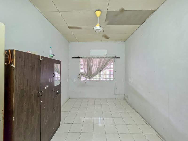 1-storey Terraced House for Sale in Taman Kuala Selangor (Kuala Selangor) - Hairi Halim - PropertyGuru.com.my