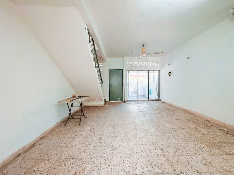 2-storey Terraced House for Sale in Taman Sri Rampai (Wangsa Maju) - Cik Maya Abdul - Living Room - PropertyGuru.com.my